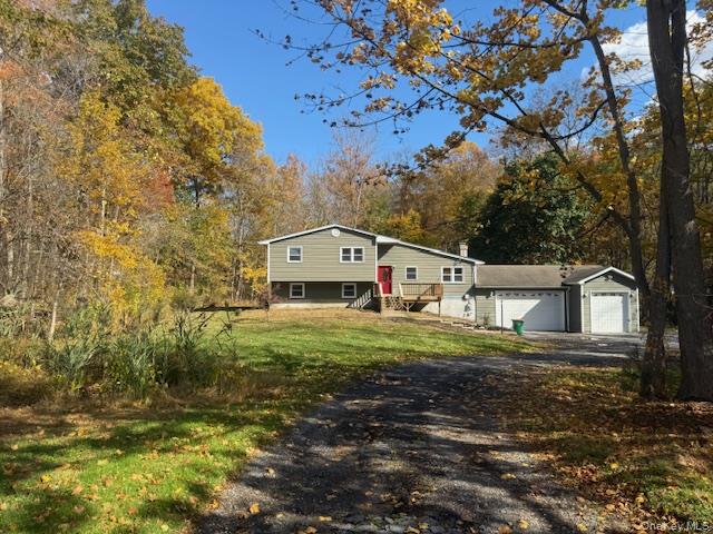 7 Broadview Road, Poughkeepsie, NY 12603
