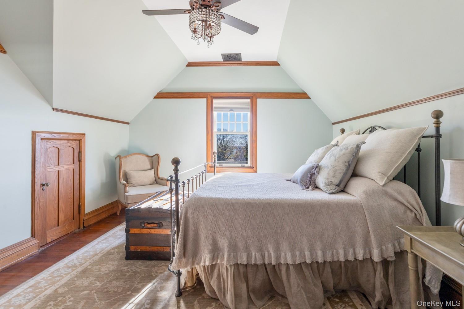 31 Fort Hill Drive, Lloyd Harbor, NY 11743