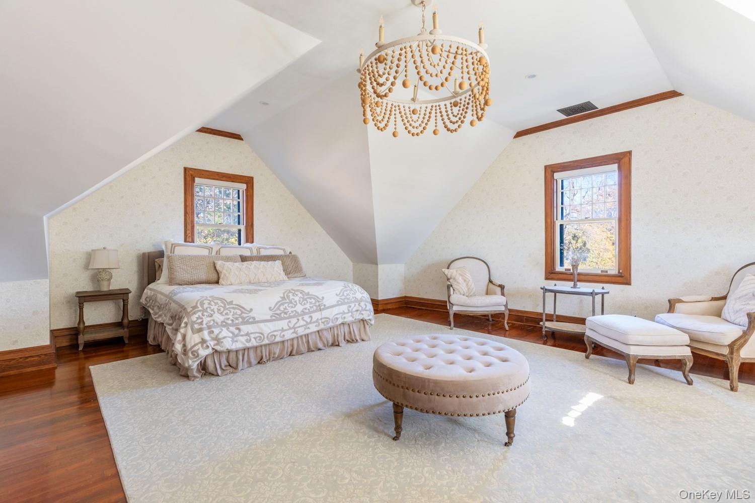 31 Fort Hill Drive, Lloyd Harbor, NY 11743