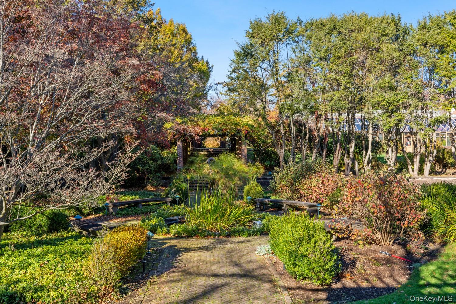 31 Fort Hill Drive, Lloyd Harbor, NY 11743