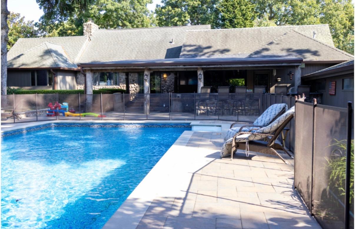 527 Deer Park Avenue, Dix Hills, NY 11746-5207