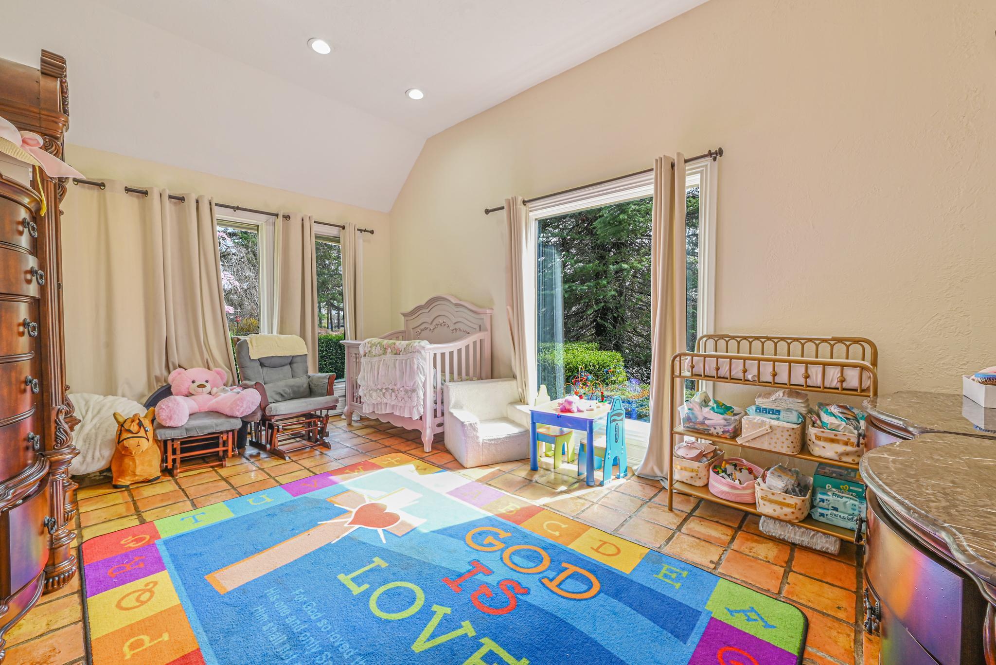 527 Deer Park Avenue, Dix Hills, NY 11746-5207