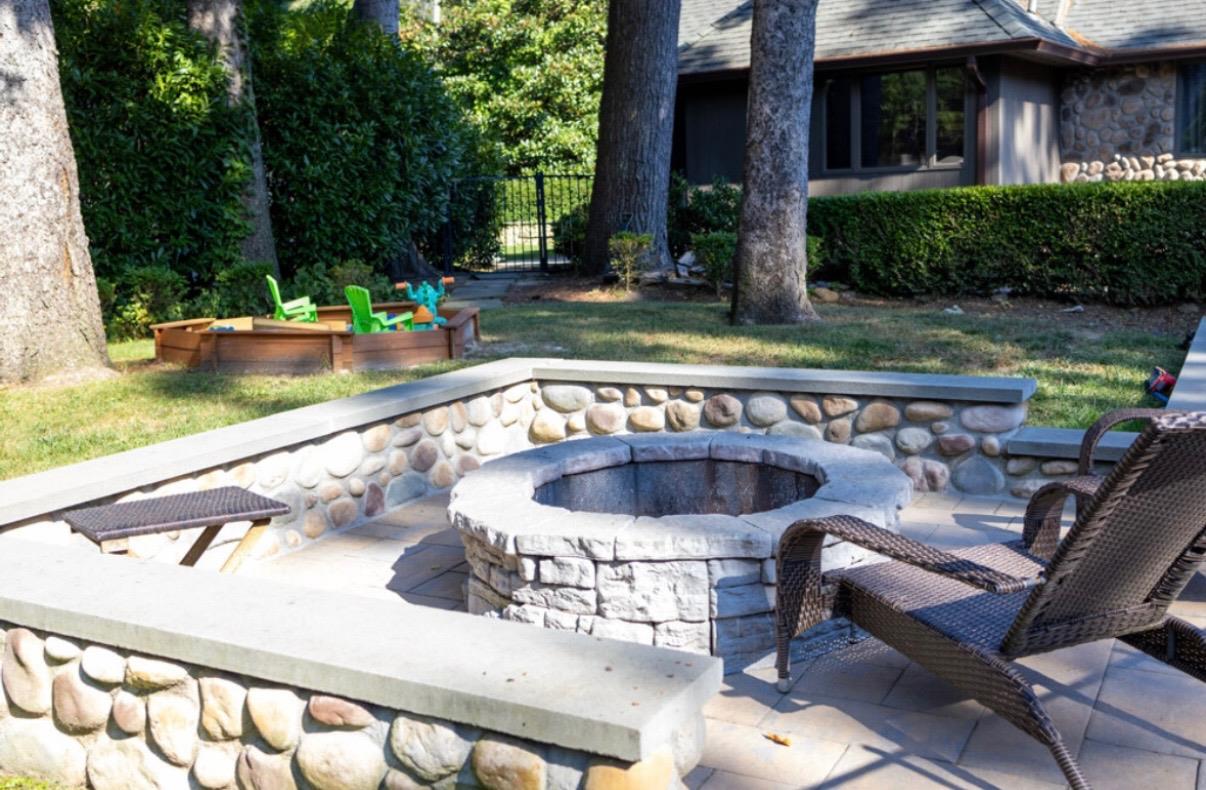 527 Deer Park Avenue, Dix Hills, NY 11746-5207