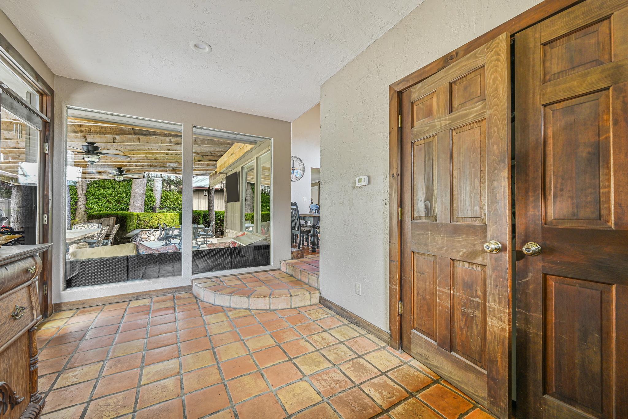 527 Deer Park Avenue, Dix Hills, NY 11746-5207