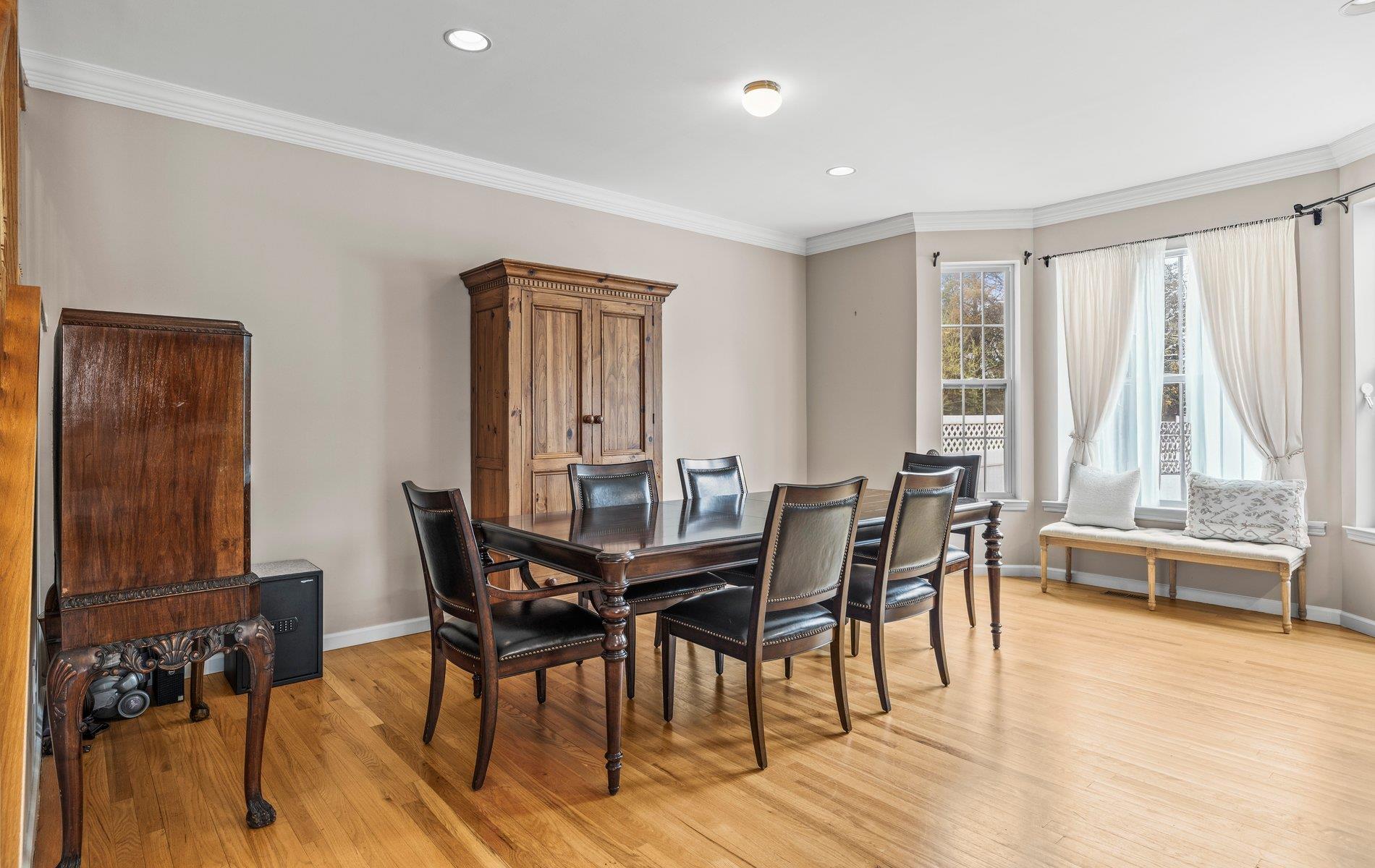 224 Rivendell Court, Melville, NY 11747