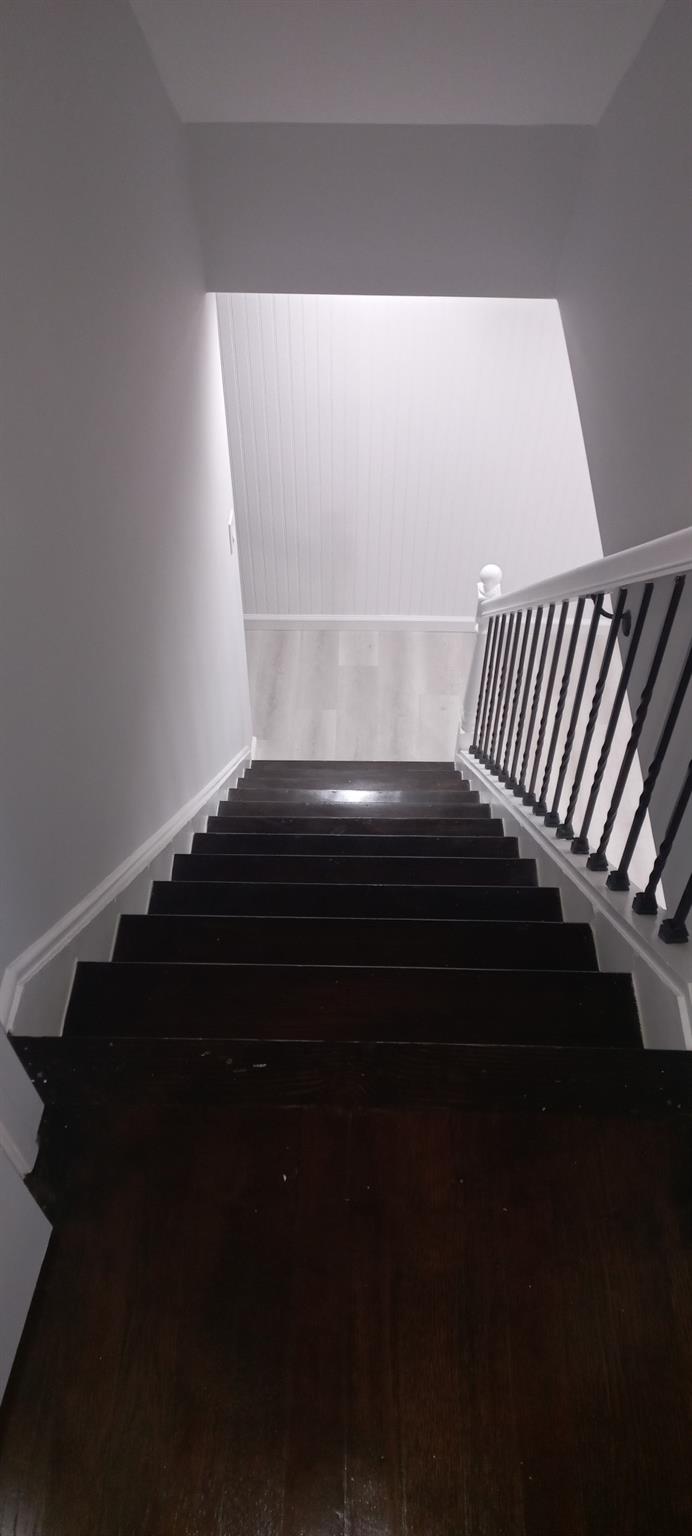 3 Hampton Road, Lynbrook, NY 11563