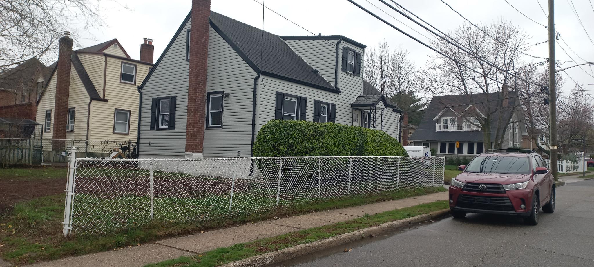 3 Hampton Road, Lynbrook, NY 11563