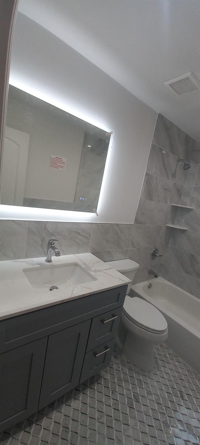 3 Hampton Road, Lynbrook, NY 11563