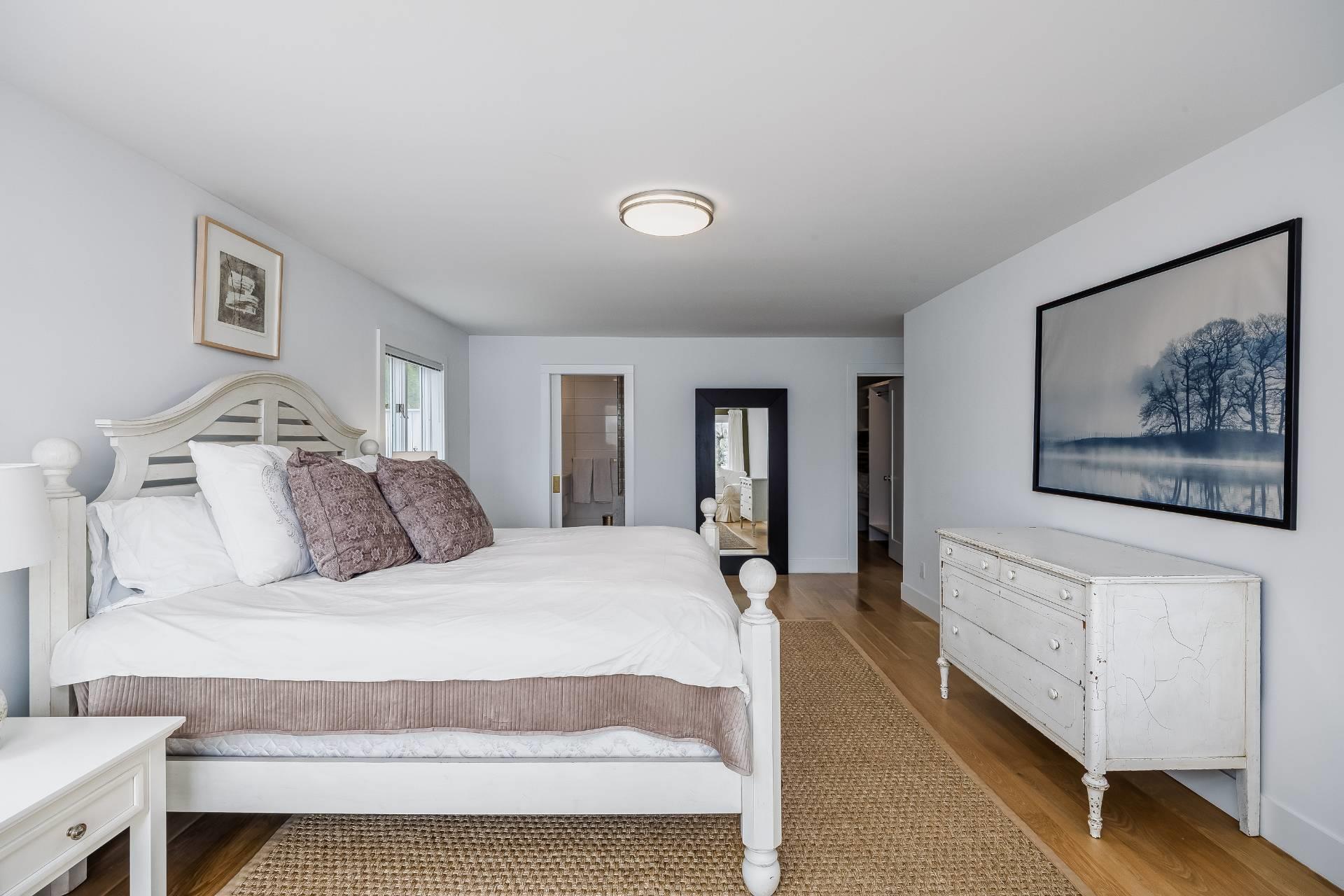 11 Dickerson Drive, Shelter Island, NY 11964