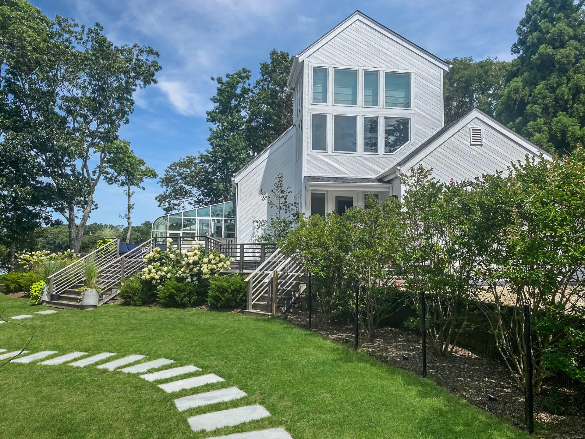 11 Dickerson Drive, Shelter Island, NY 11964