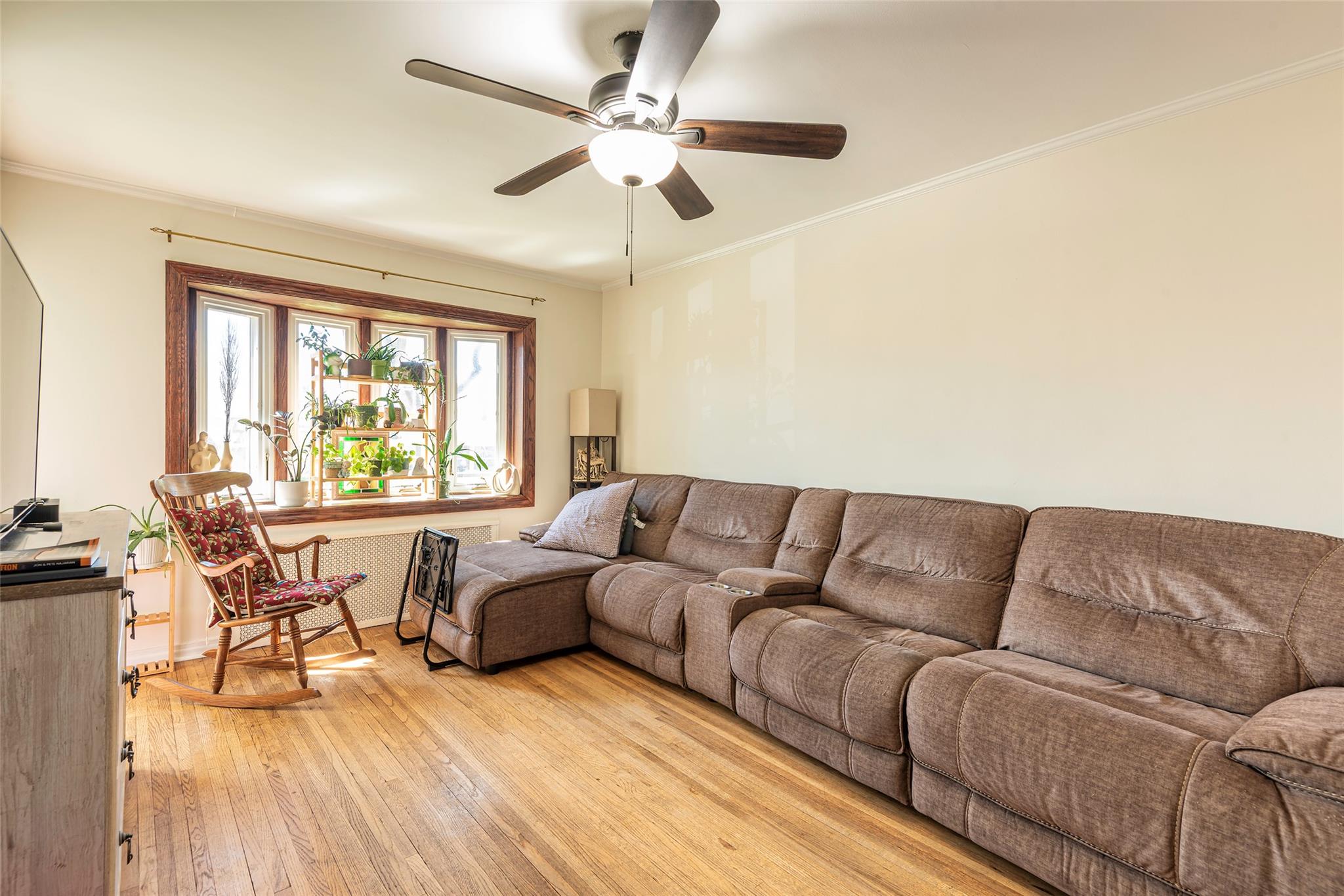 246-31 87 Avenue, Bellerose, NY 11426