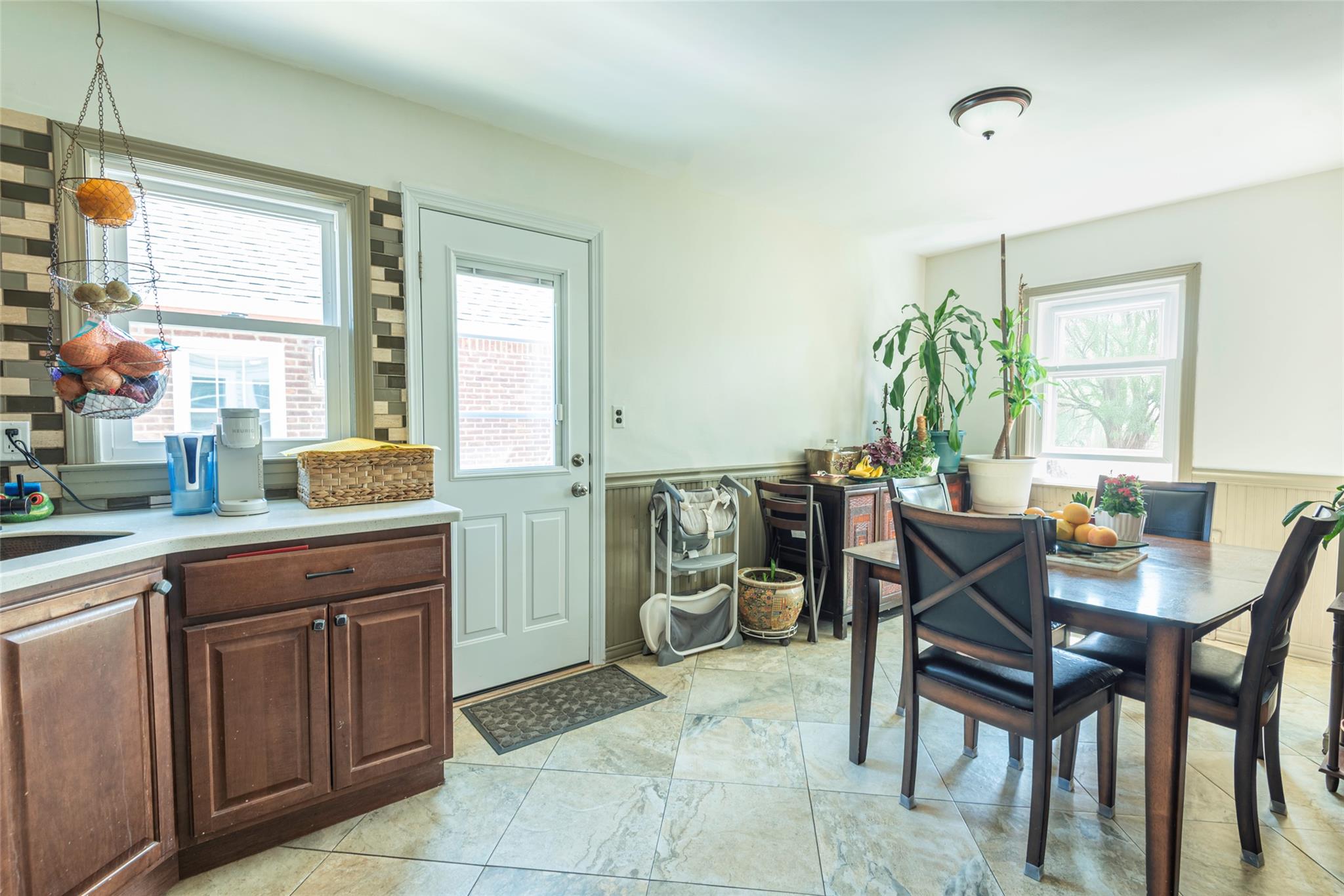 246-31 87 Avenue, Bellerose, NY 11426