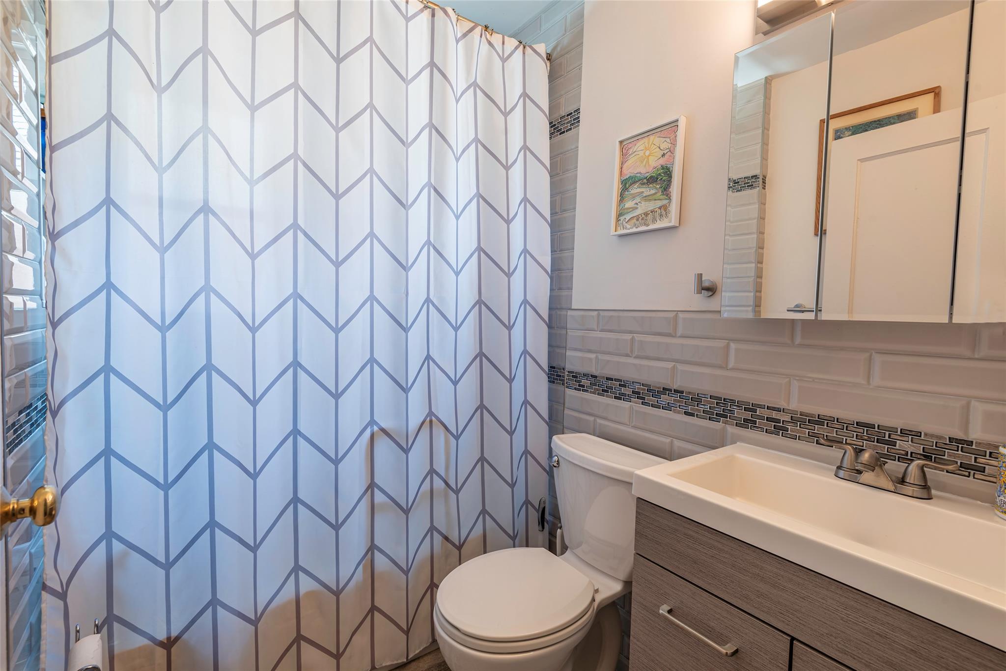 246-31 87 Avenue, Bellerose, NY 11426