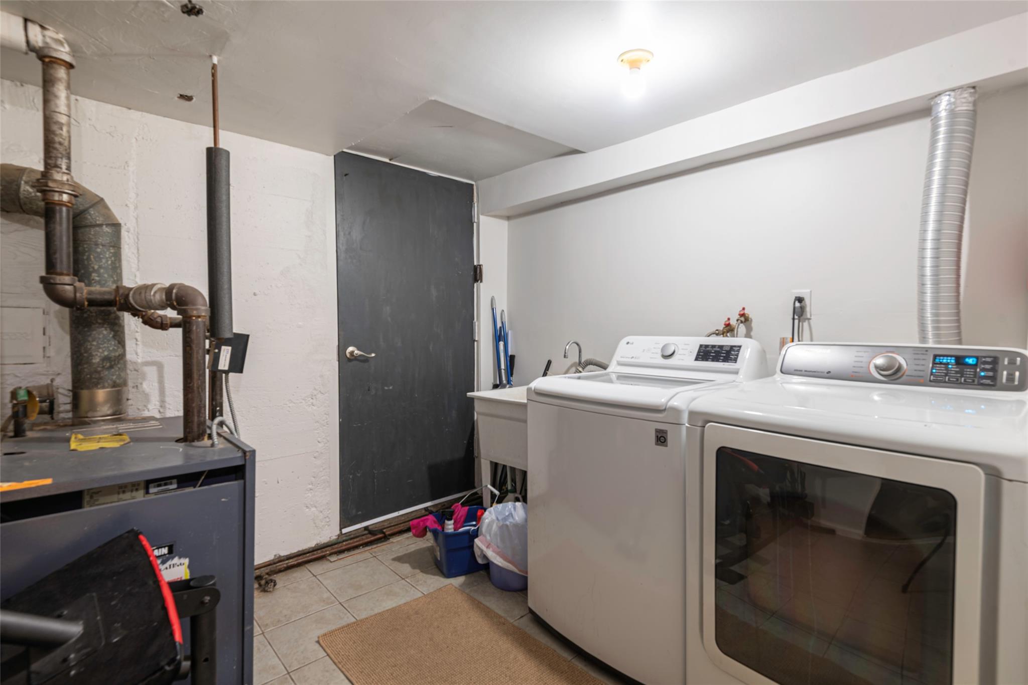 246-31 87 Avenue, Bellerose, NY 11426