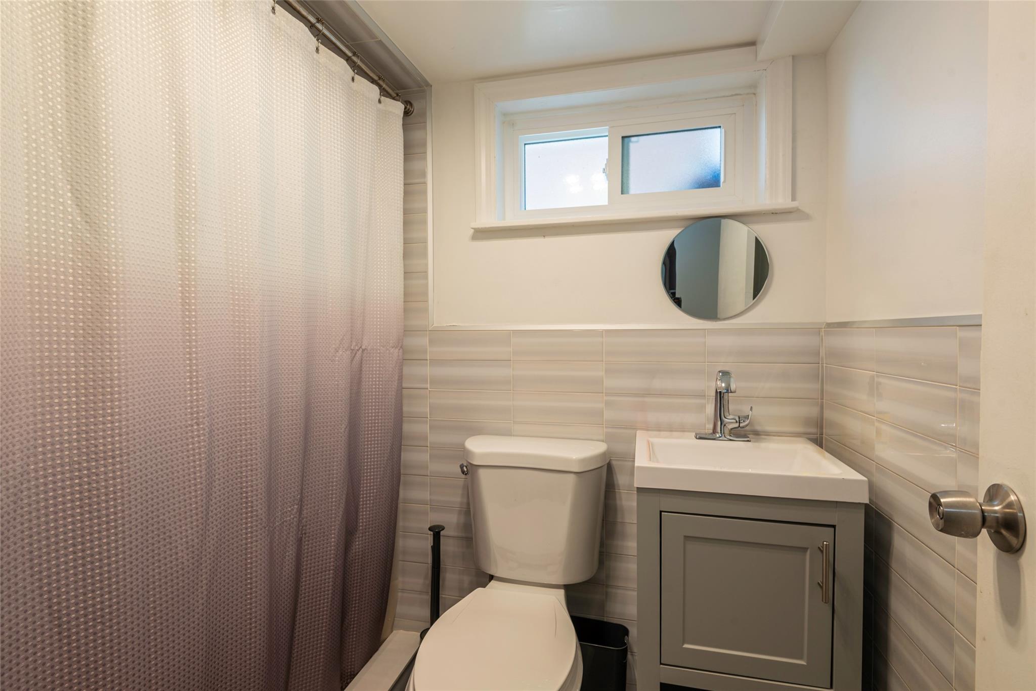 246-31 87 Avenue, Bellerose, NY 11426