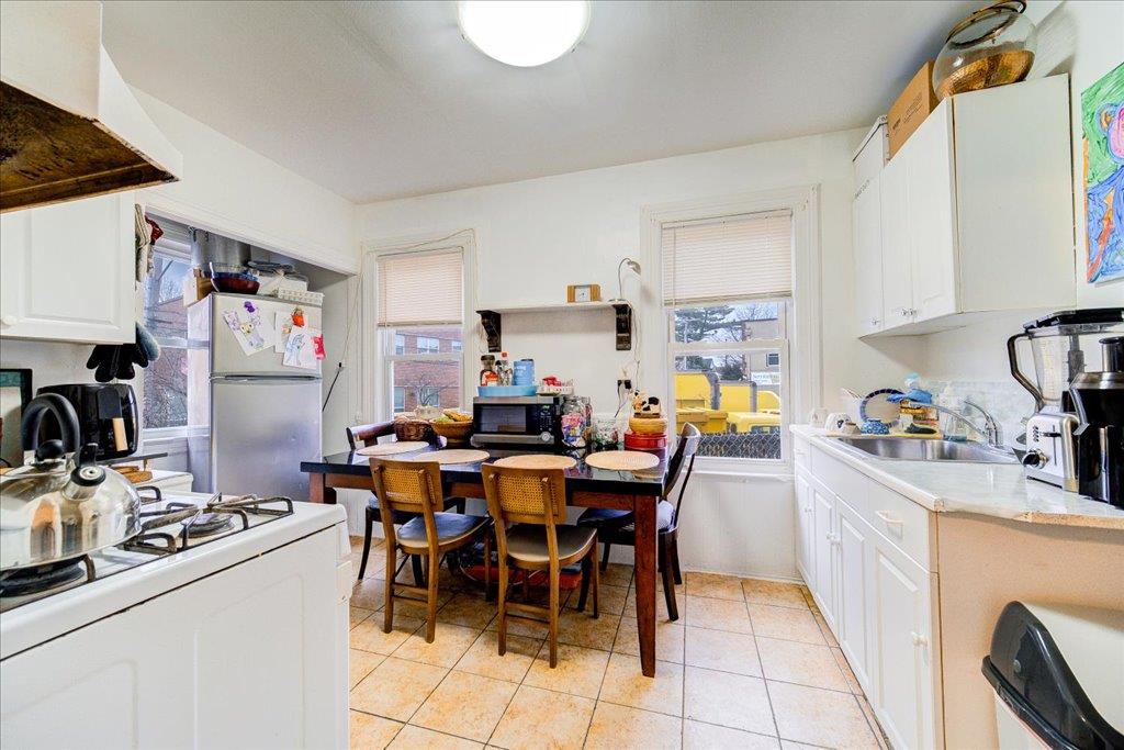 61 Haseco Avenue, Port Chester, NY 10573