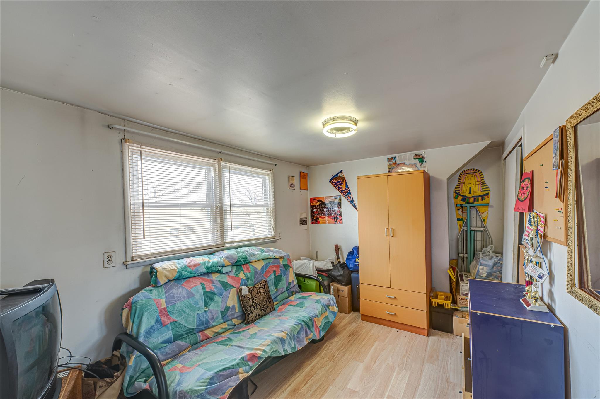 6 Frederick Ave, Freeport, NY 11520