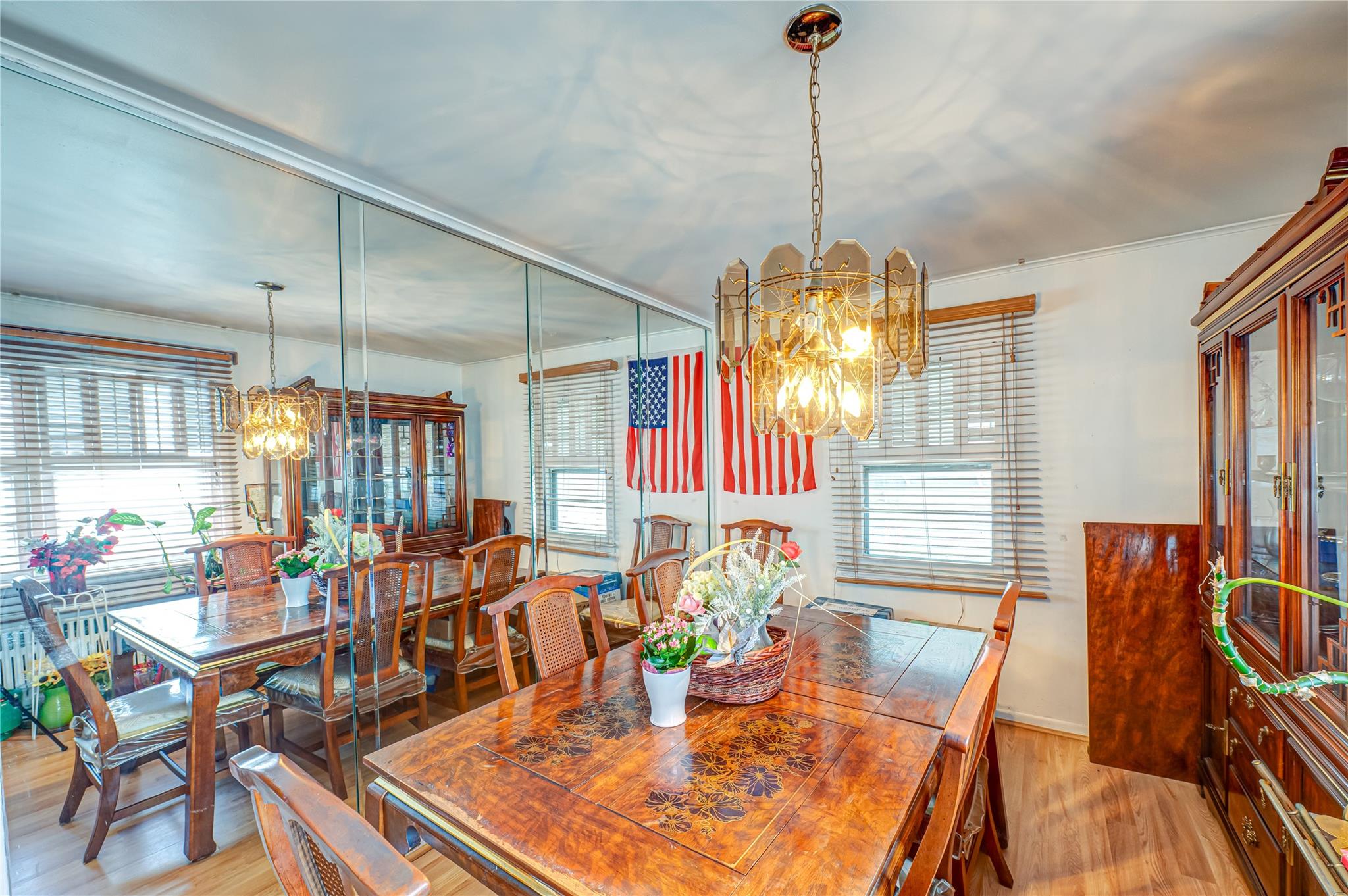 6 Frederick Ave, Freeport, NY 11520