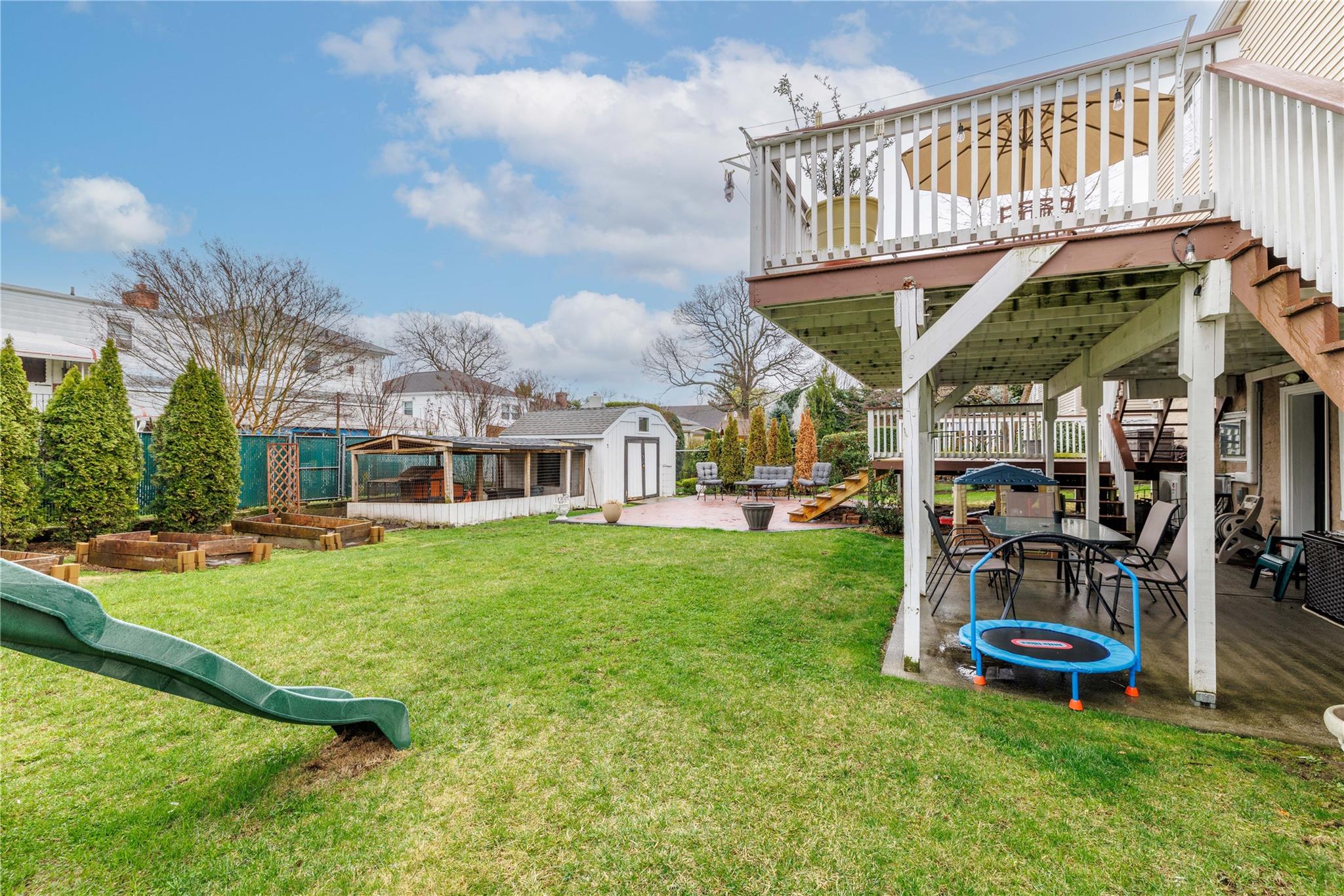 231 Doris Avenue, Franklin Square, NY 11010