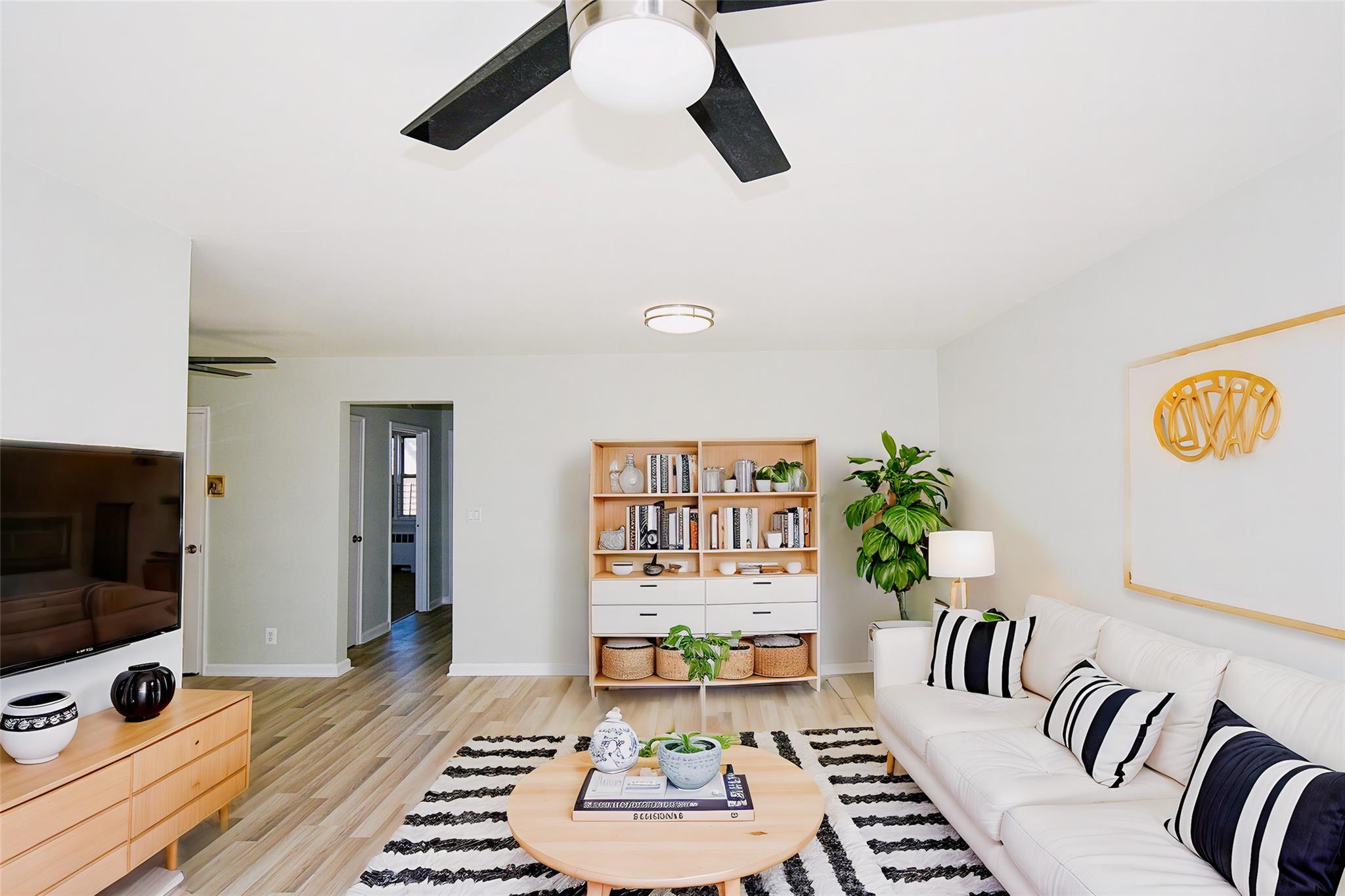 33 E Grand # B3C, Mount Vernon, NY 10552