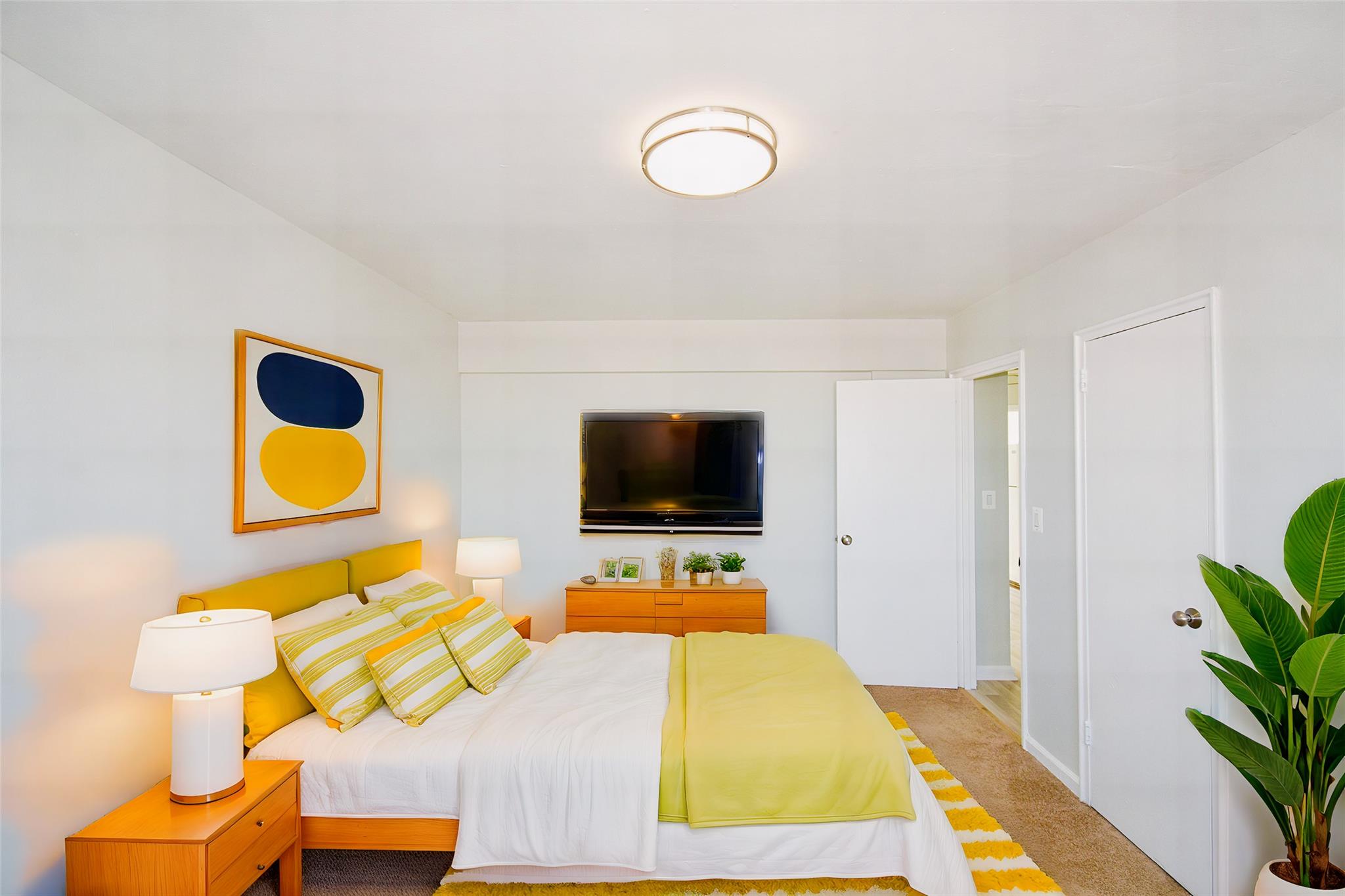 33 E Grand # B3C, Mount Vernon, NY 10552