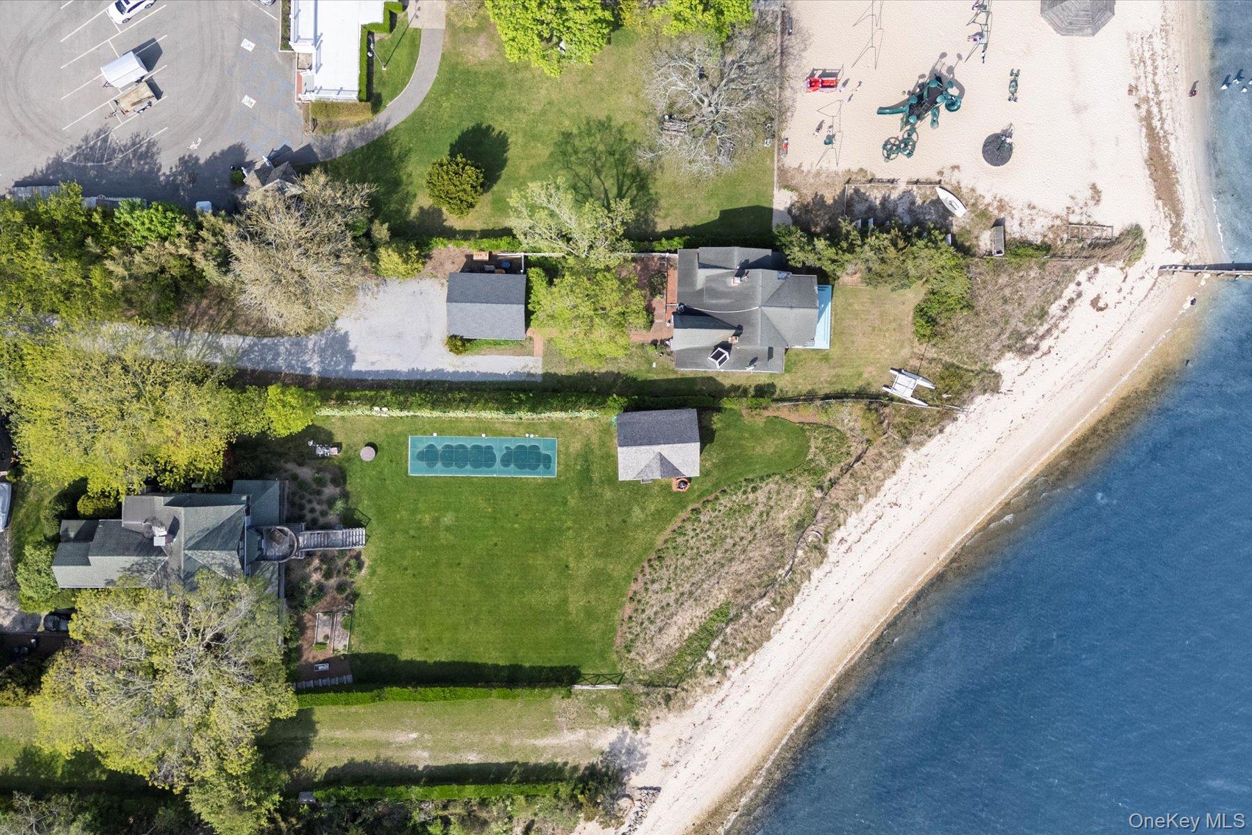 4 Shore Road, Bellport Village, NY 11713