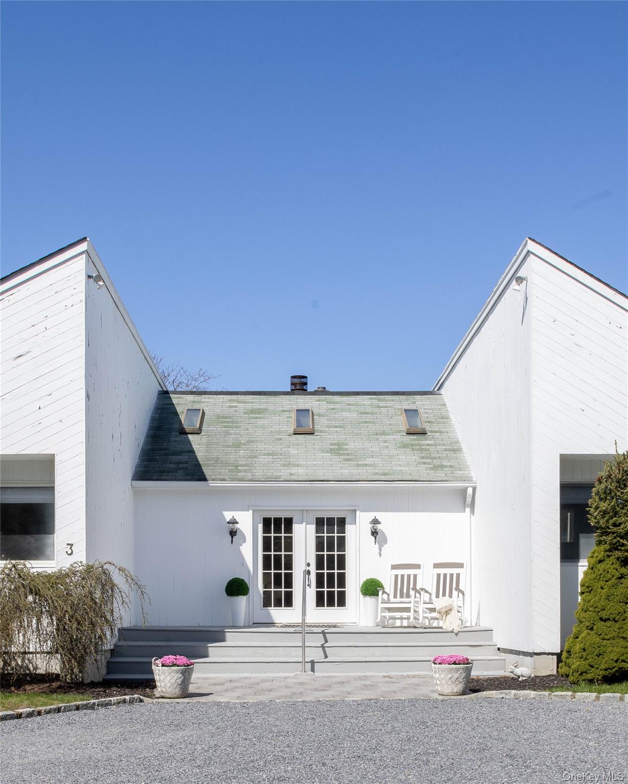 3 Clay Pit Road, Remsenburg, NY 11960