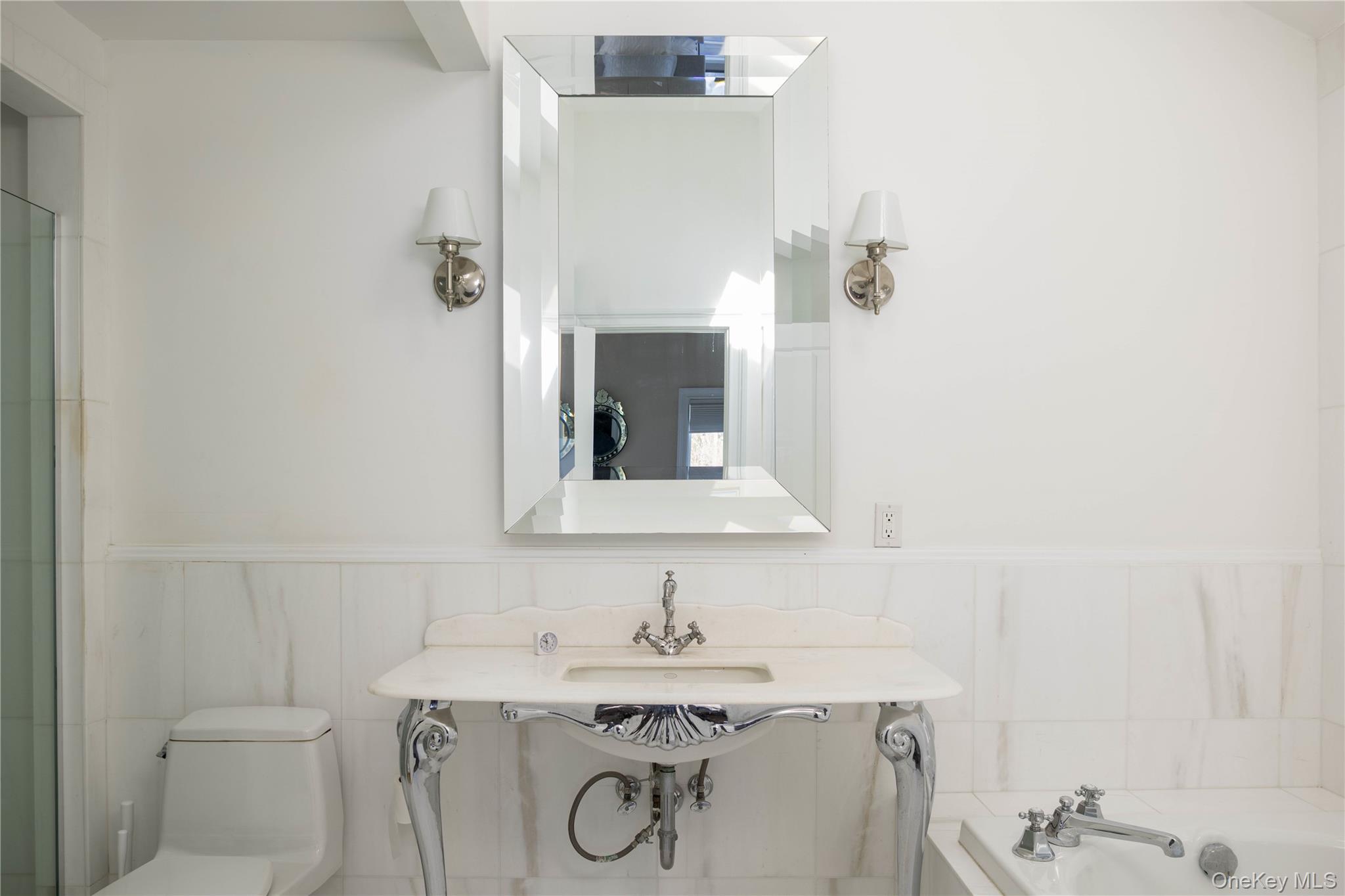 3 Clay Pit Road, Remsenburg, NY 11960