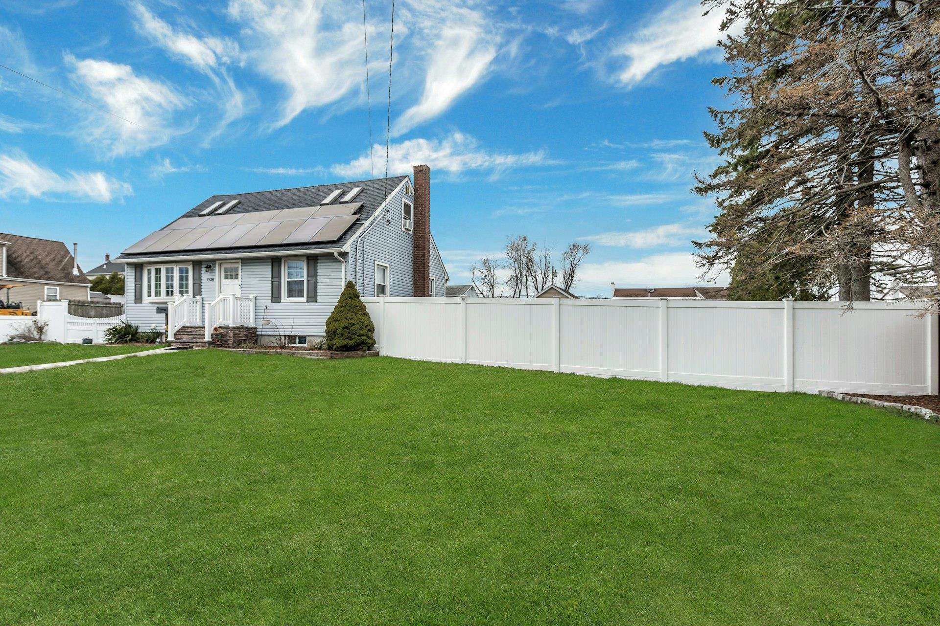 1124 14th Street, West Babylon, NY 11704