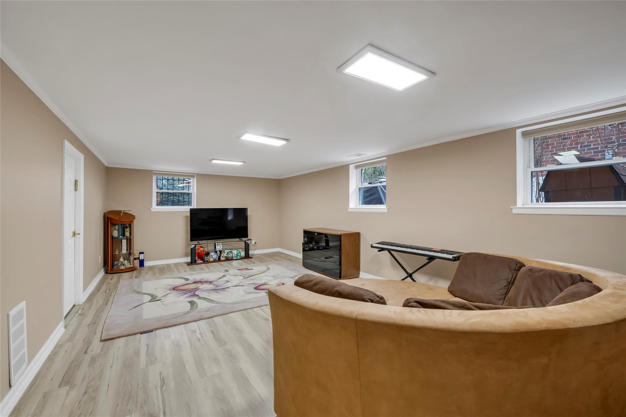 71-15 167 Street, Fresh Meadows, NY 11365