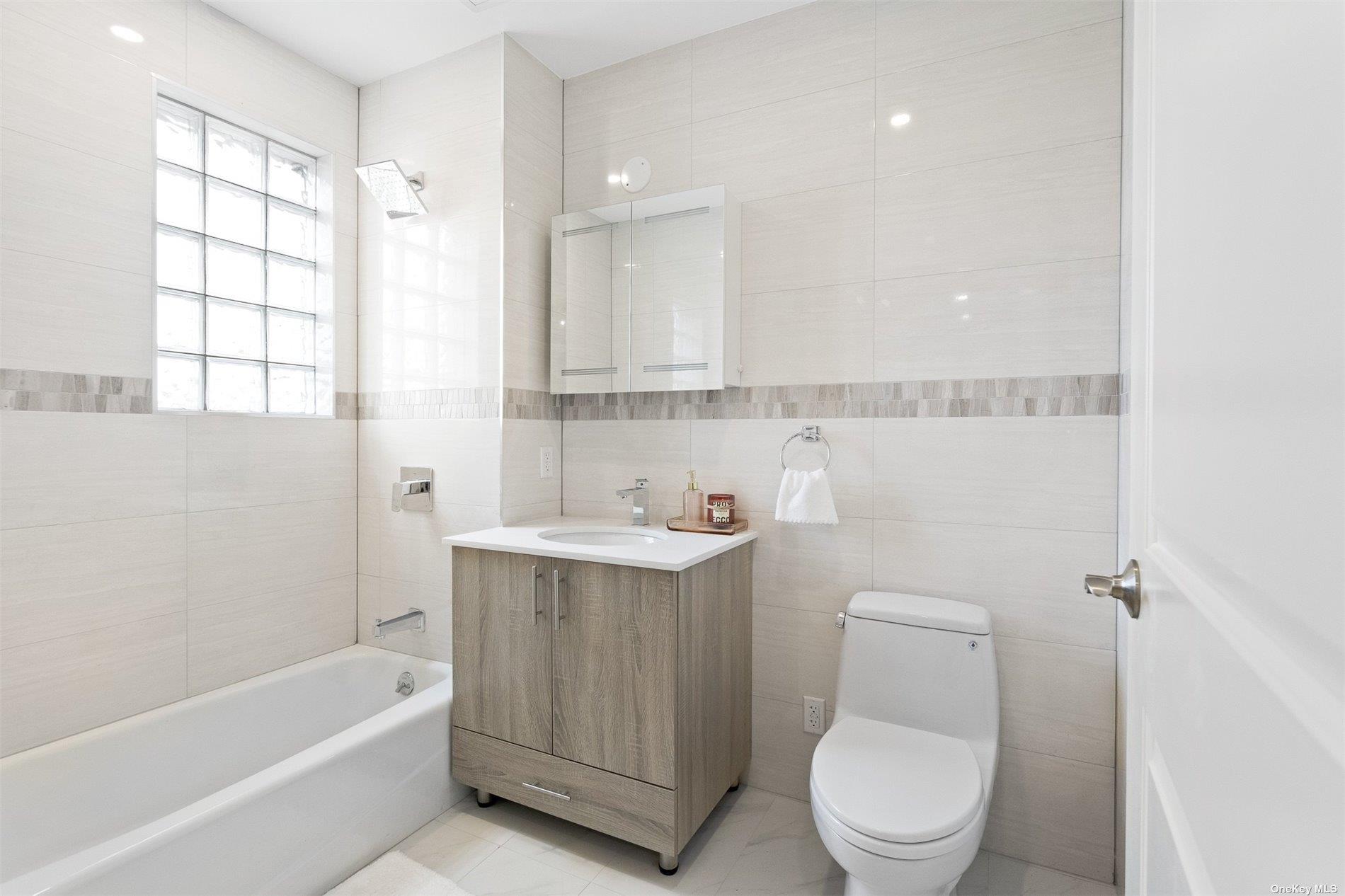 124-28 Queens Boulevard # 10C, Kew Gardens, NY 11415