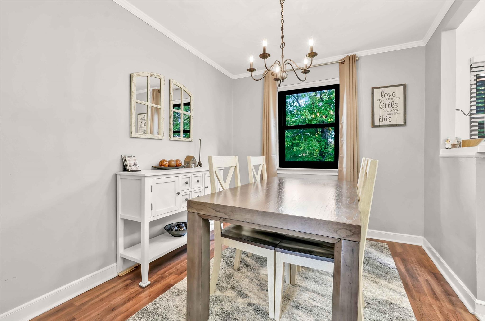 4 E Mill Drive # 3D, Great Neck, NY 11021