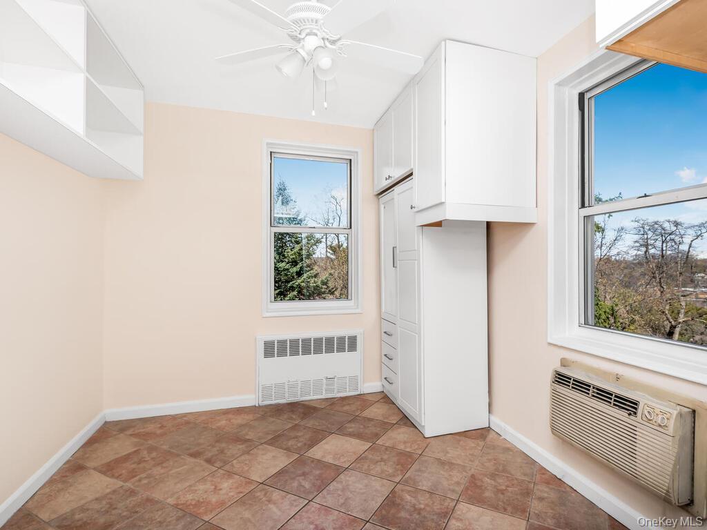 679 W 239th Street # 5H, Bronx, NY 10463