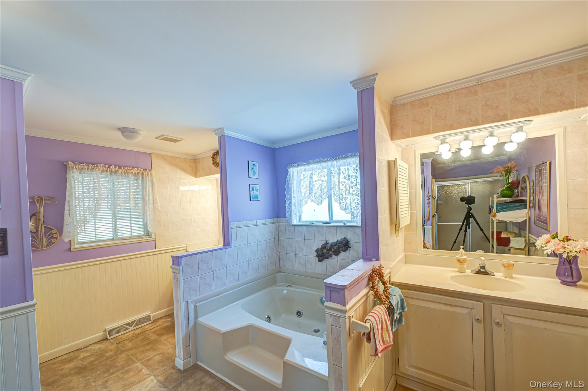 1407 Middle Road # 6, Calverton, NY 11933