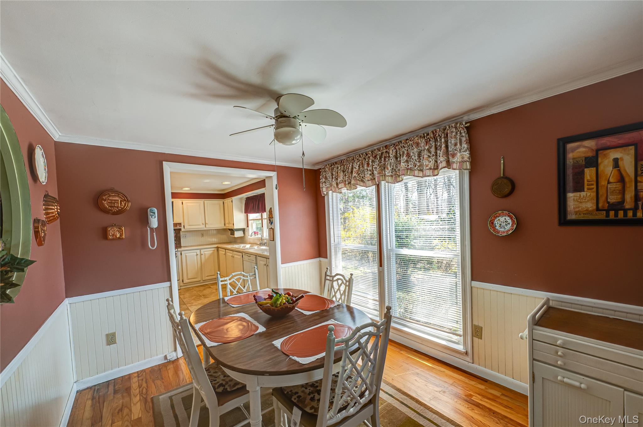 1407 Middle Road # 6, Calverton, NY 11933