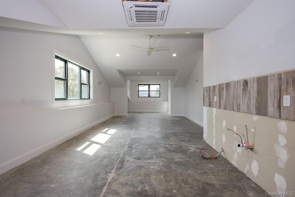 1 Teneyck Street, Stony Point, NY 10980