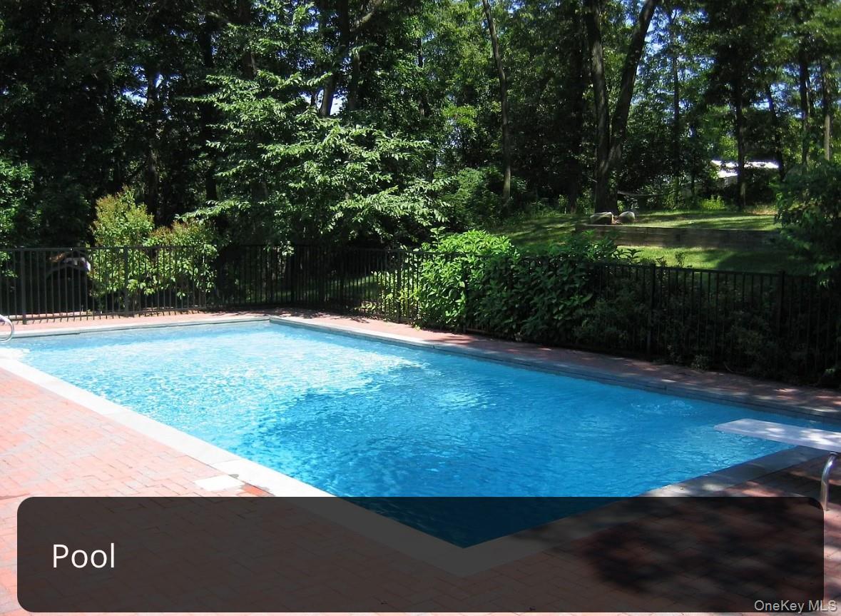 23 Ridge Court, Smithtown, NY 11788