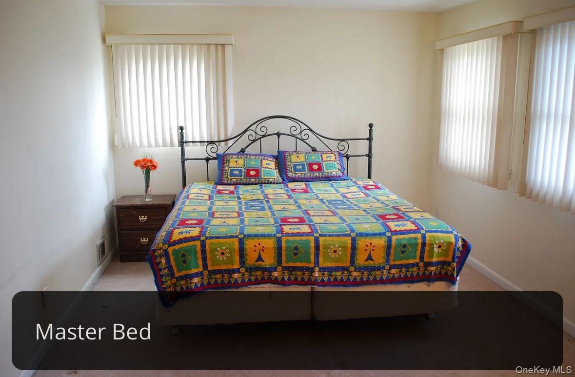 23 Ridge Court, Smithtown, NY 11788