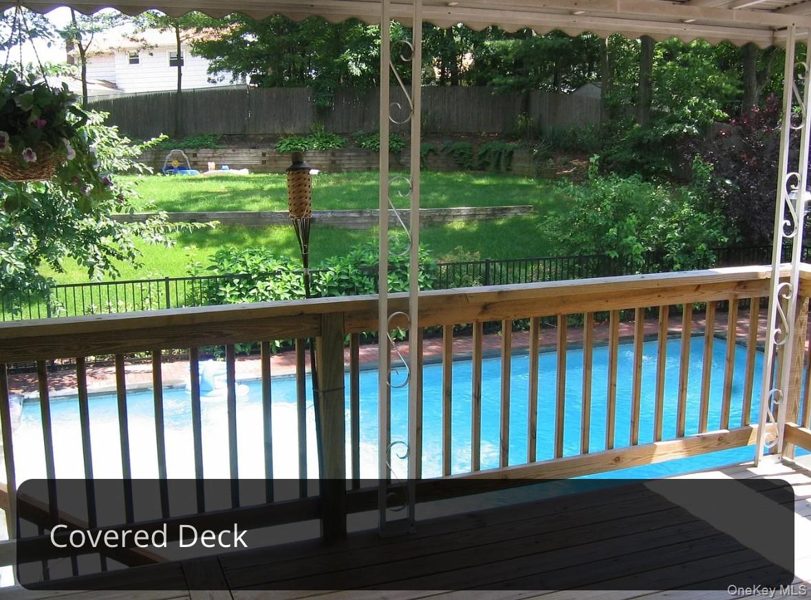 23 Ridge Court, Smithtown, NY 11788