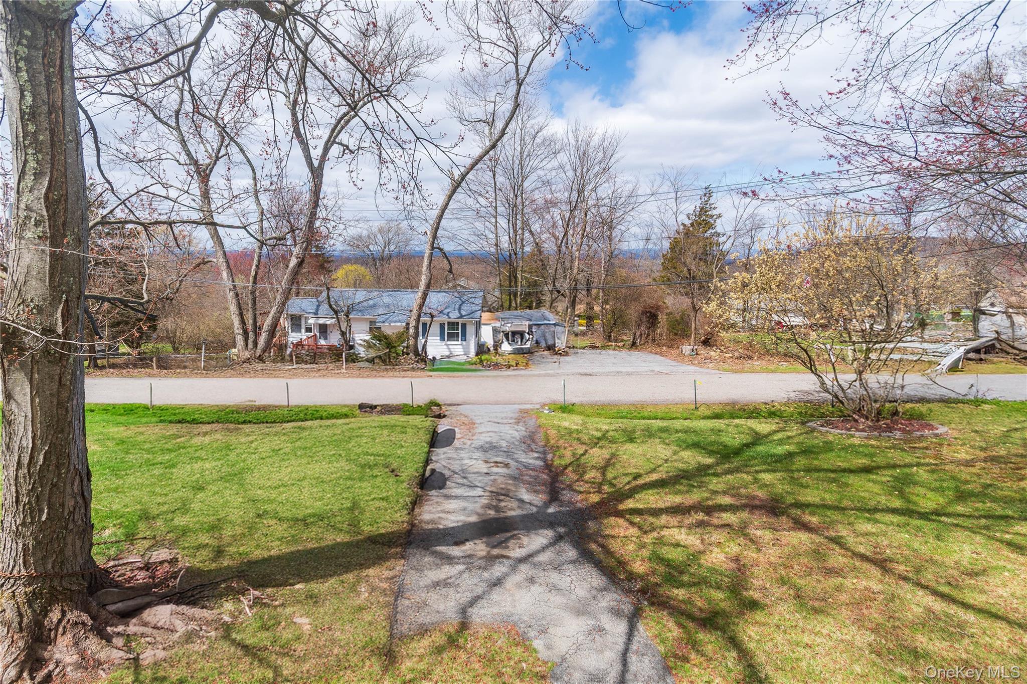 22 Woodycrest Trail, Monroe, NY 10950