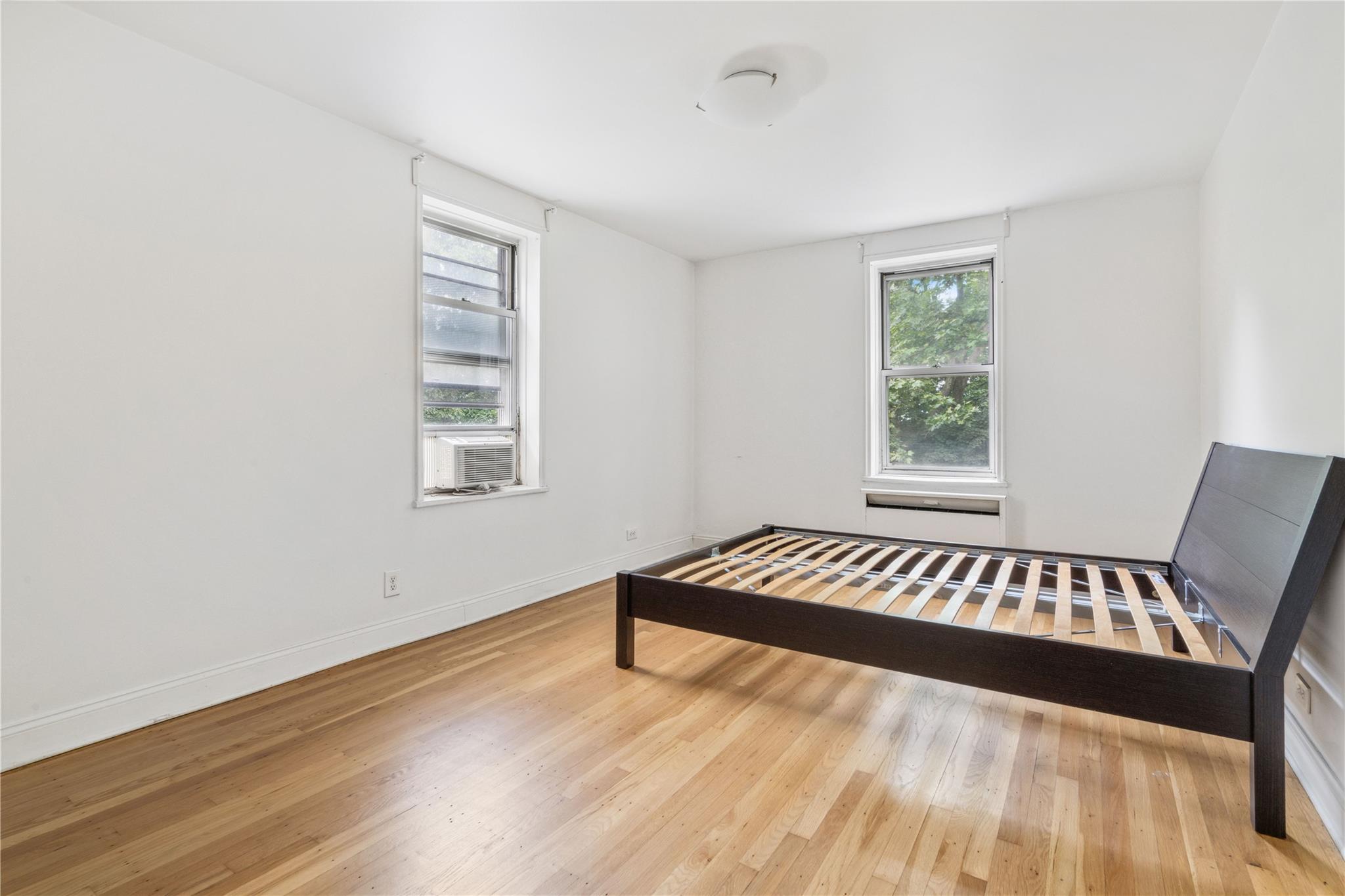 72-81 113th Streets # 3V, Forest Hills, NY 11375