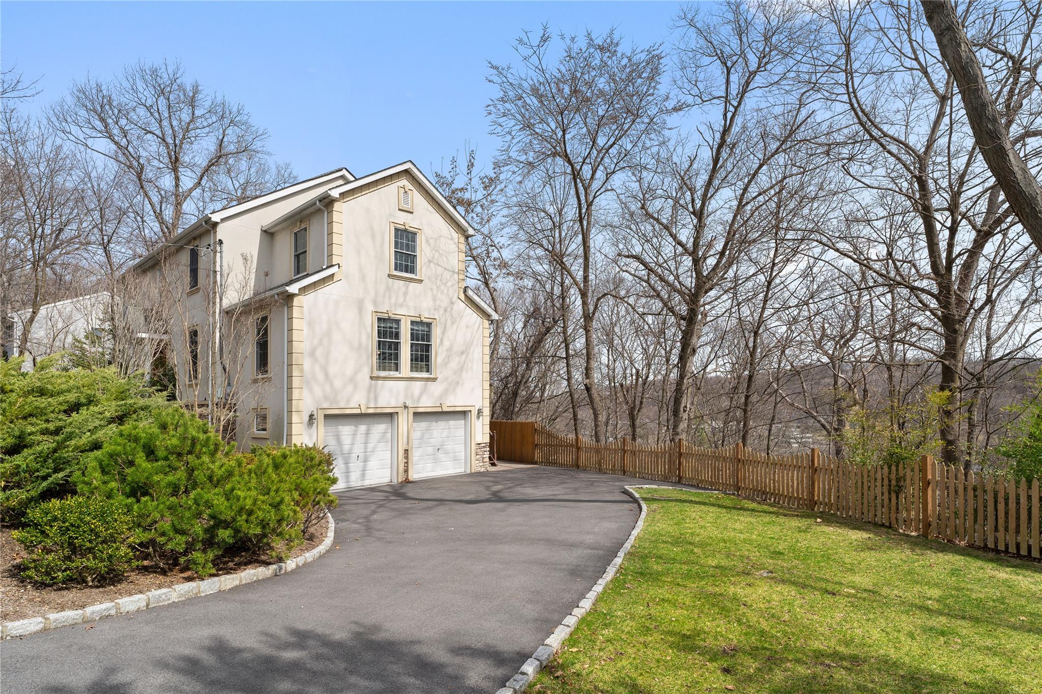 136 Overlook Road, Hastings-on-Hudson, NY 10706