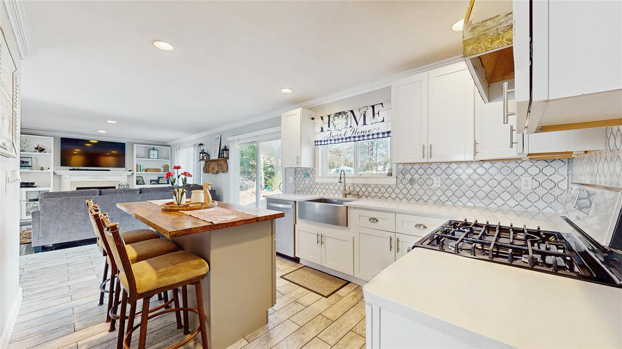 33 Summersweet Drive, Middle Island, NY 11953