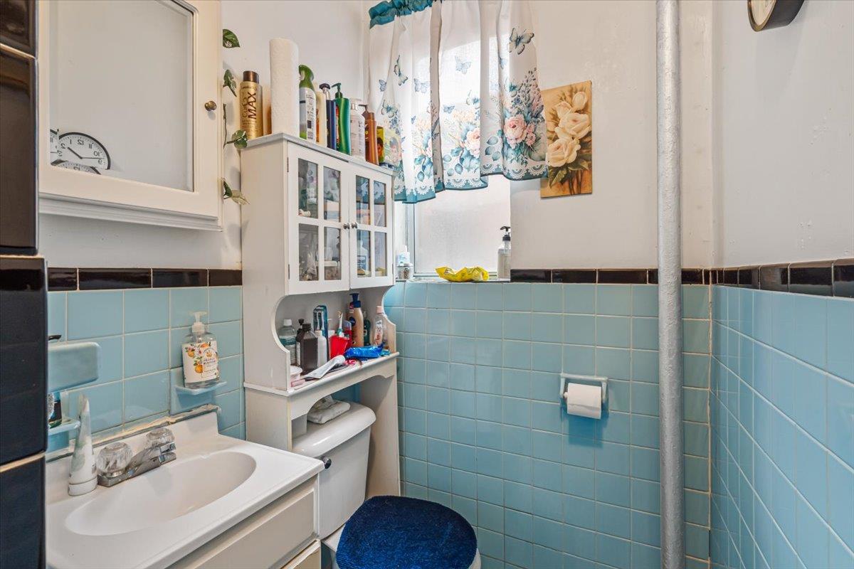 521 Hegeman Avenue, Brooklyn, NY 11207