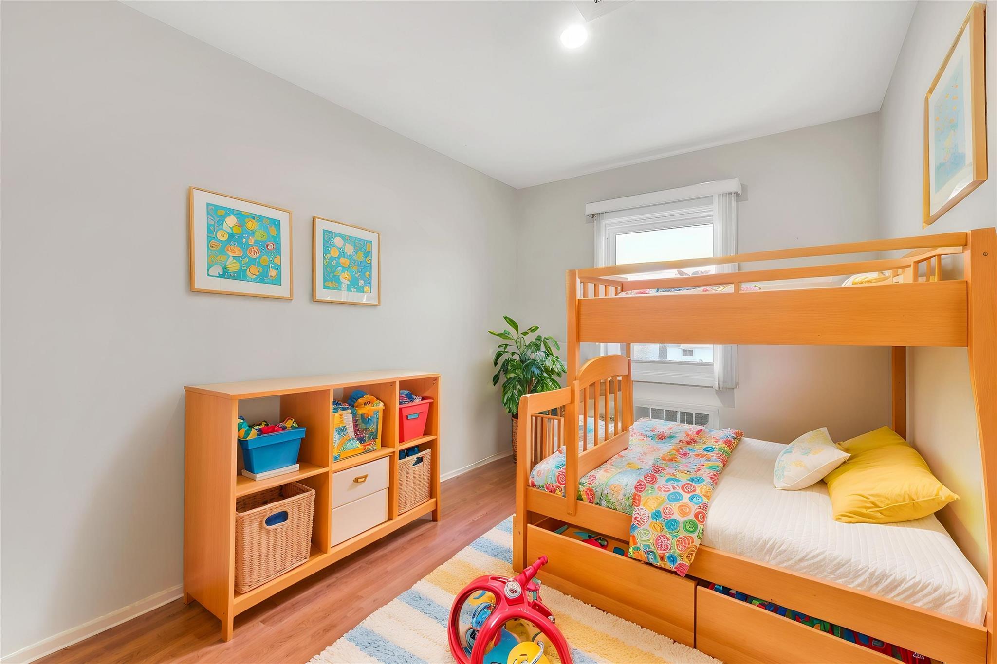 48 E 2nd Street, Freeport, NY 11520