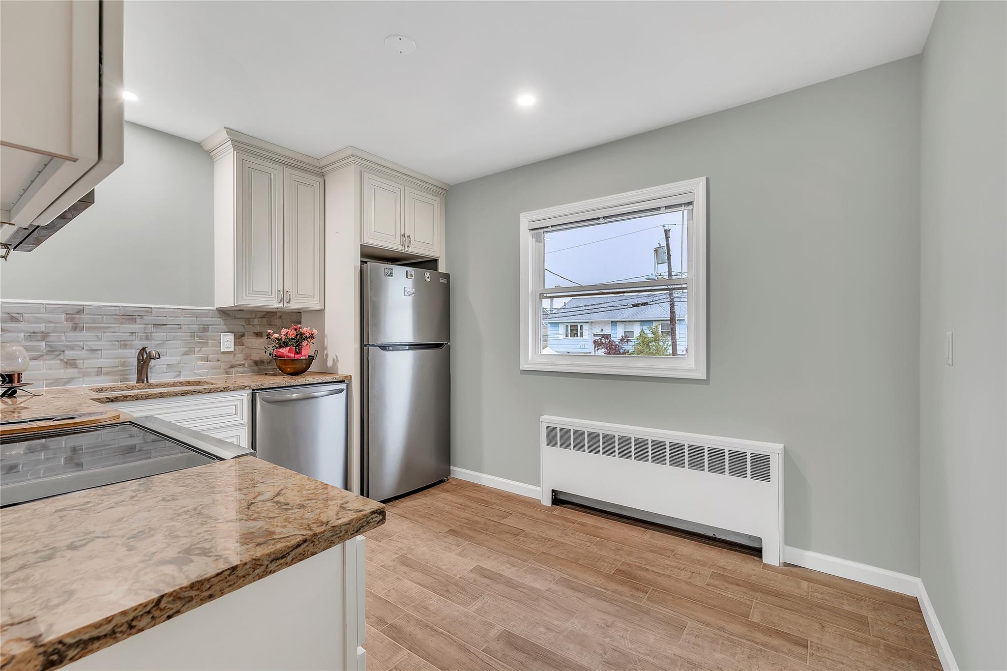 48 E 2nd Street, Freeport, NY 11520