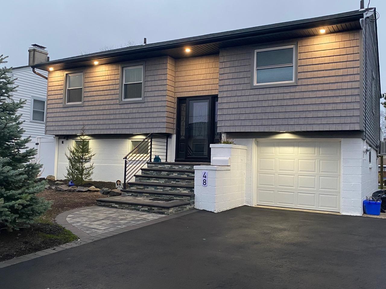 48 E 2nd Street, Freeport, NY 11520