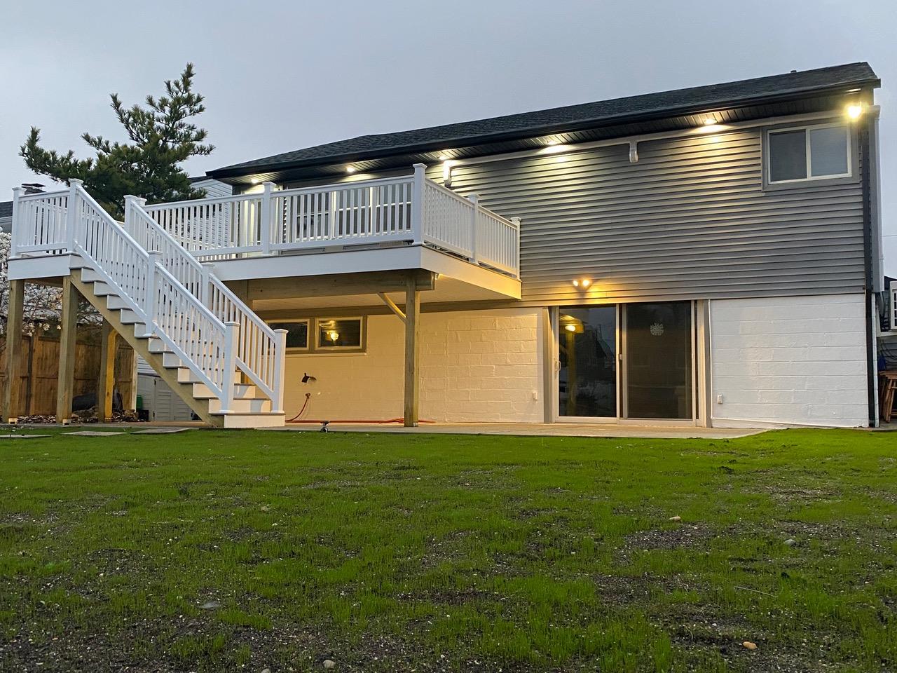 48 E 2nd Street, Freeport, NY 11520