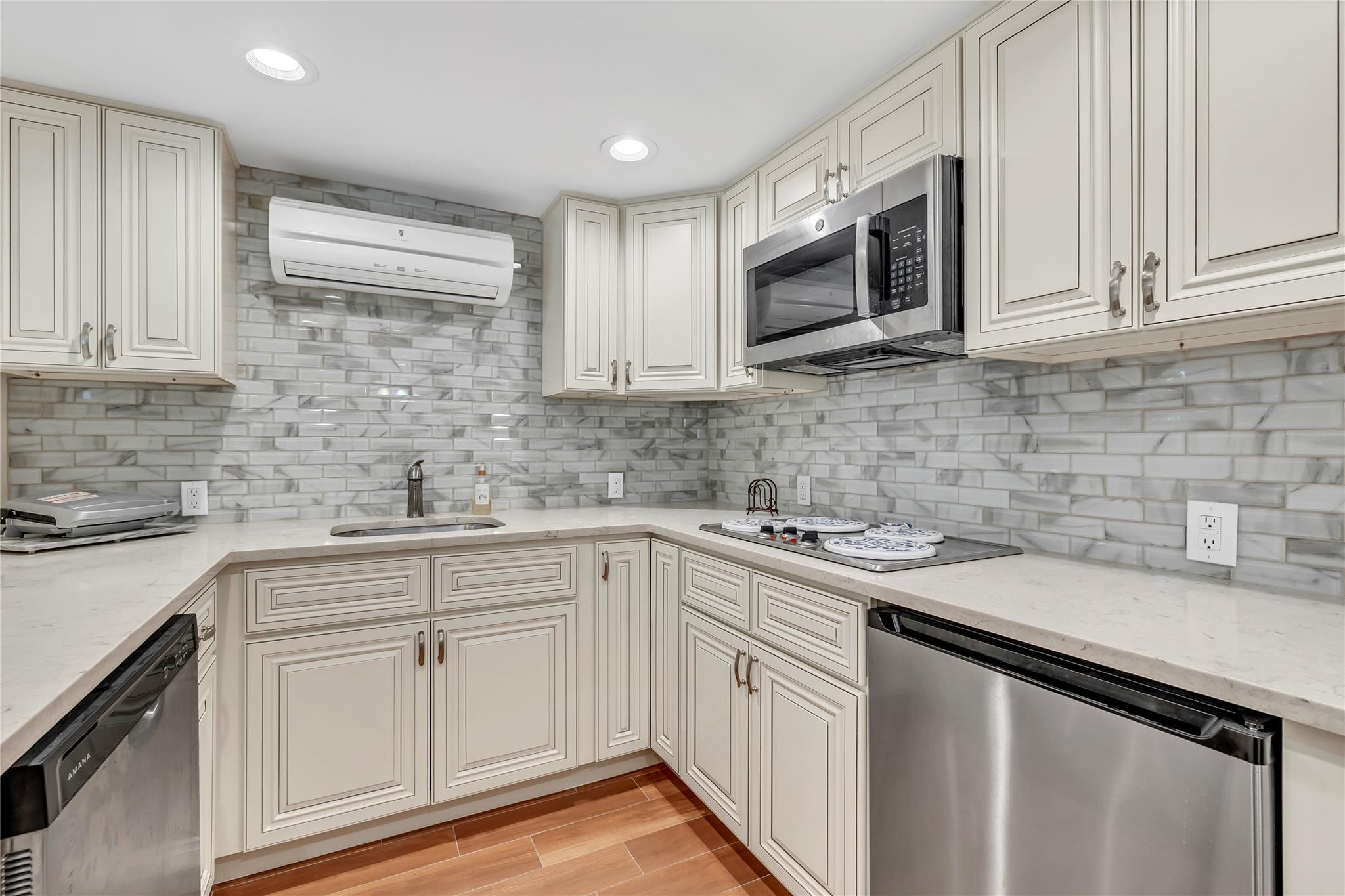 48 E 2nd Street, Freeport, NY 11520