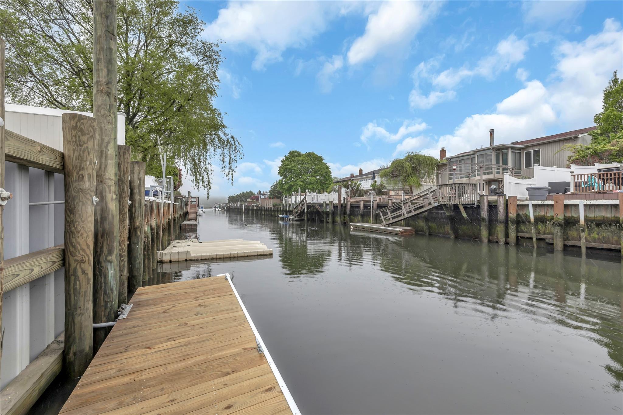 48 E 2nd Street, Freeport, NY 11520